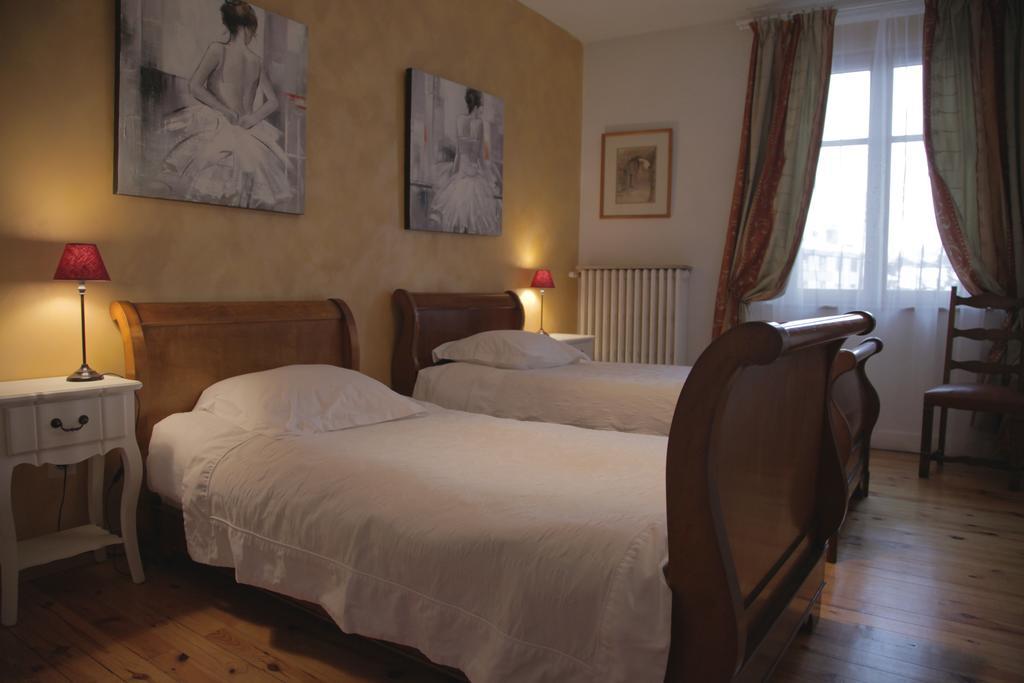 Le Square Apartment Bourg-Argental Cameră foto